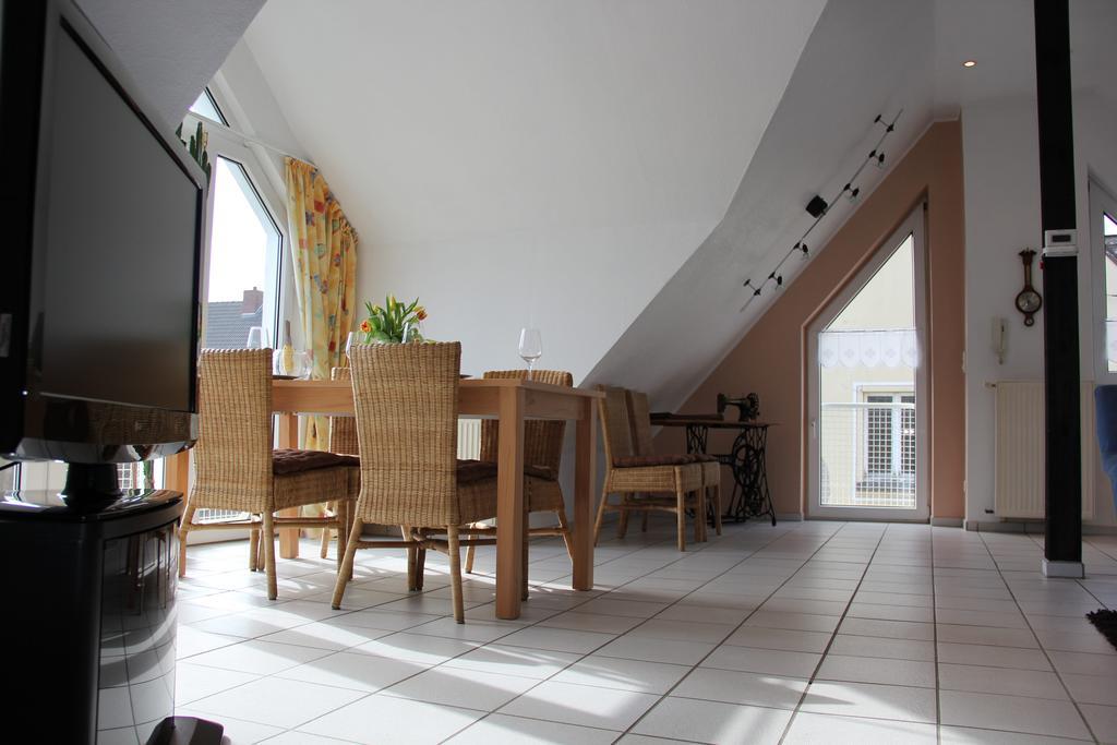 Ferienwohnung Weber-Rolinger Андернах Стая снимка